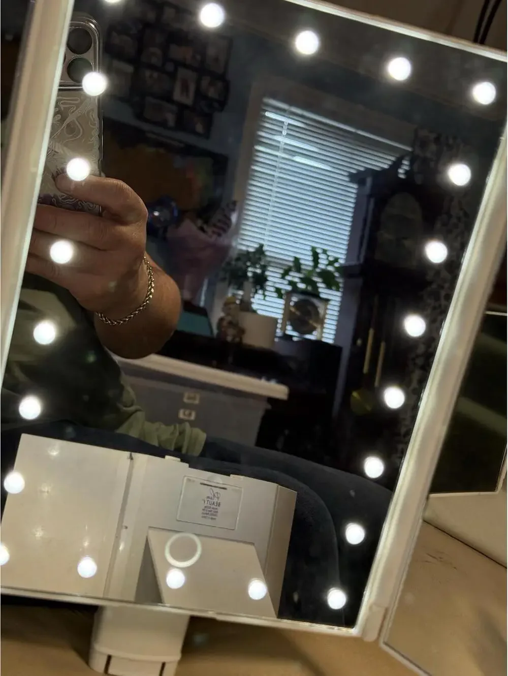 Impressions Tri-Fold Makeup Mirror LED Lights Touch Screen 14.1/8